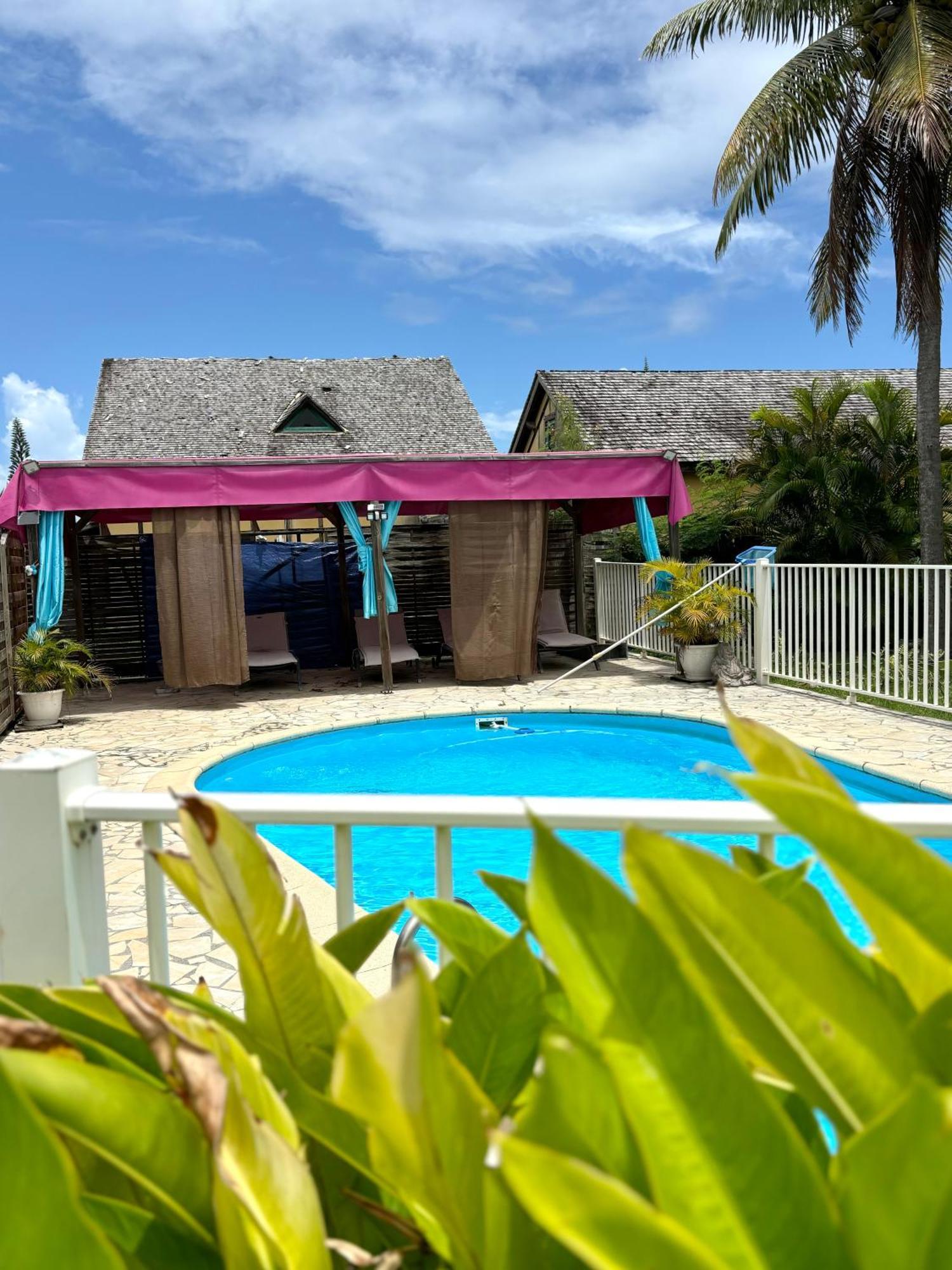Le Nid De Lorhila - Jacuzzi, Piscine, Plage Сент-Анн Экстерьер фото