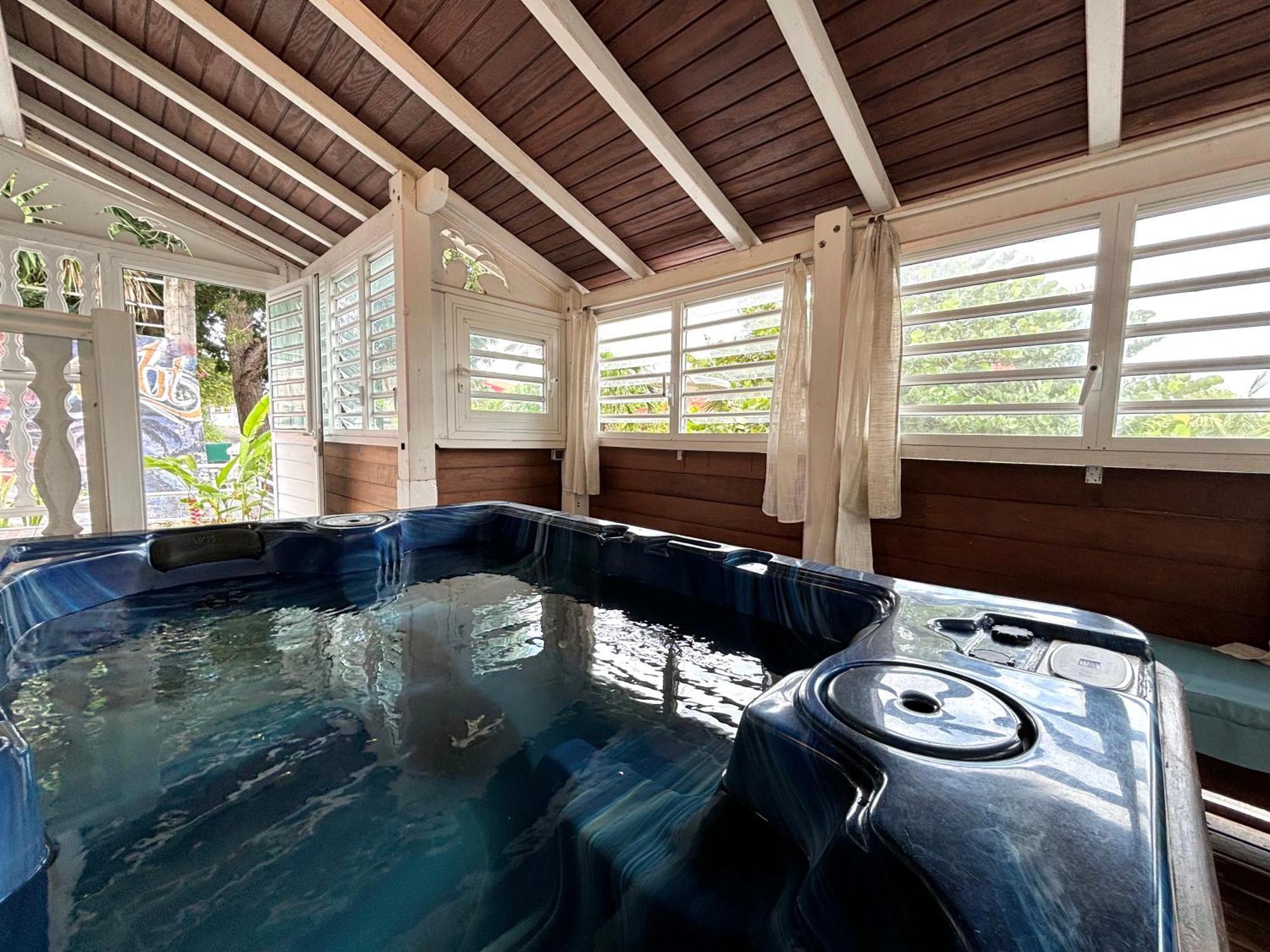 Le Nid De Lorhila - Jacuzzi, Piscine, Plage Сент-Анн Экстерьер фото
